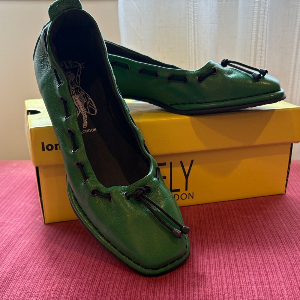Fly London Yellow Shoe Box with Velvet Green Label